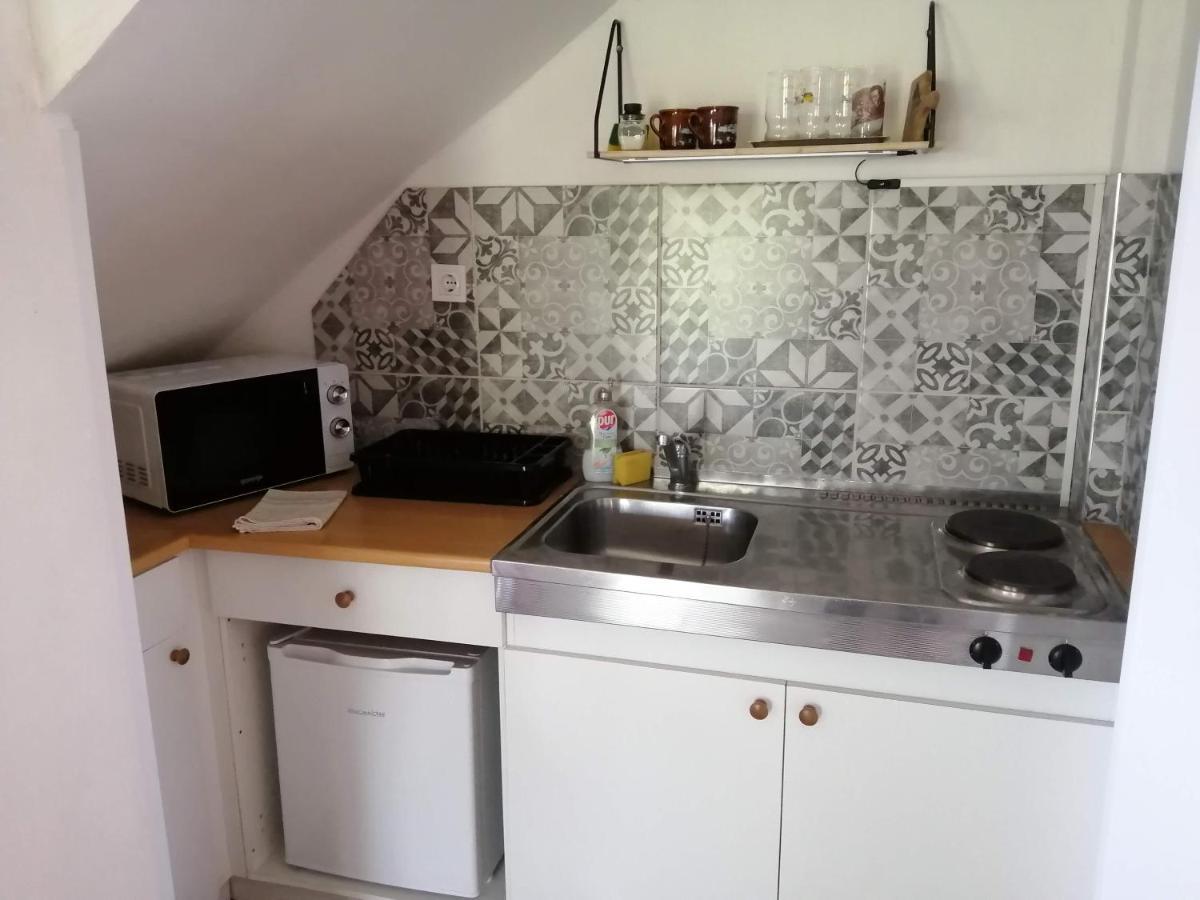 Gesztenye Vendégház Ságvár Extérieur photo