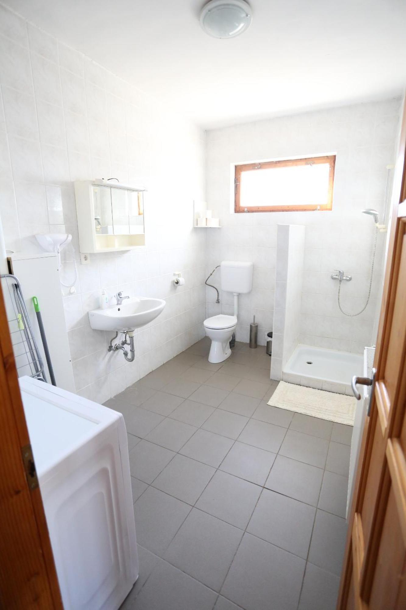 Gesztenye Vendégház Ságvár Extérieur photo